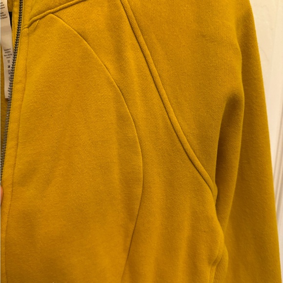 Lululemon Scuba Yellow Zip-Up Hoodie - Picture 5 of 11